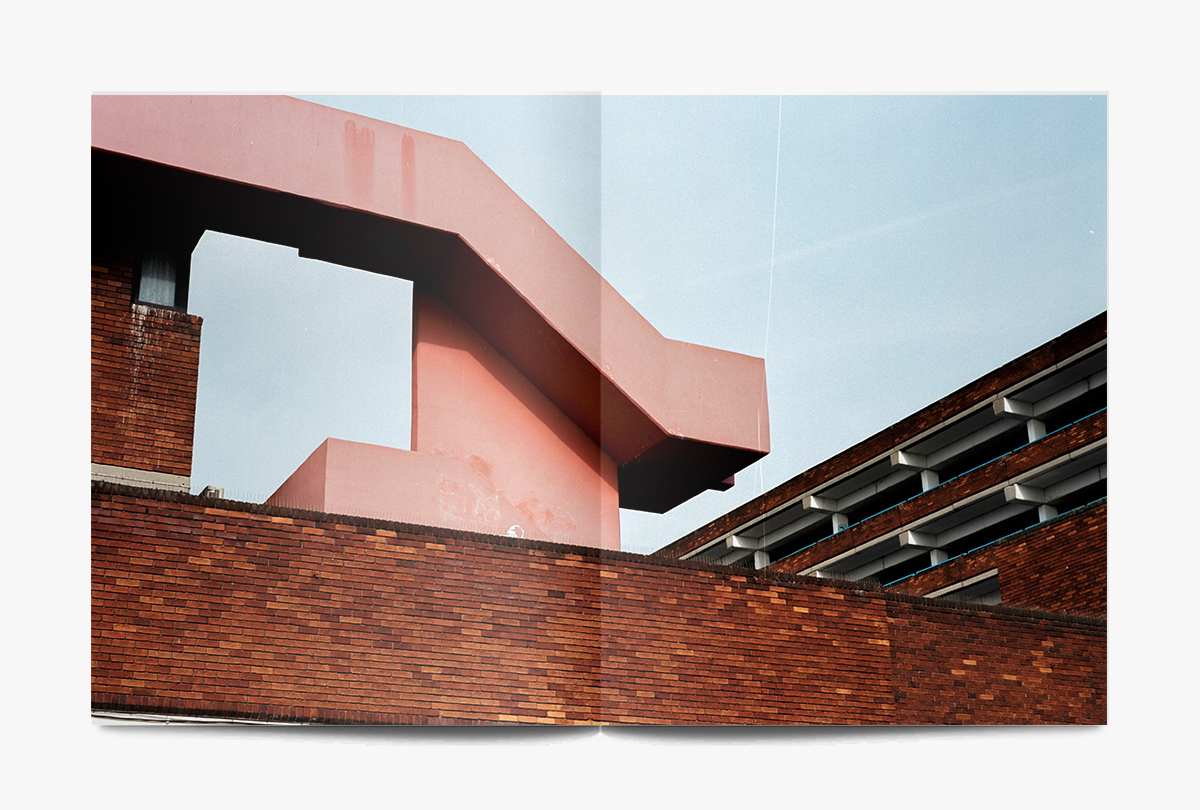 waltham-cross-building-arcades-magazine