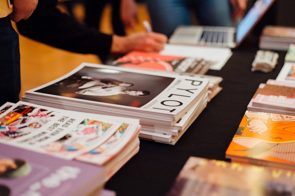 v-and-a-friday-late-pylot